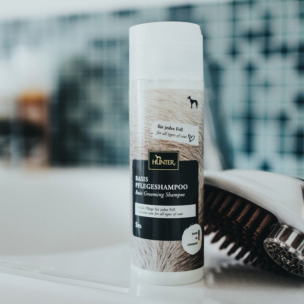 Karvanpoistoharja Hunter Shampoo